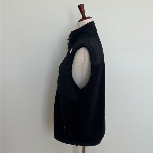 The North Face Denali Vest Women’s Size Medium - Picture 3 of 5